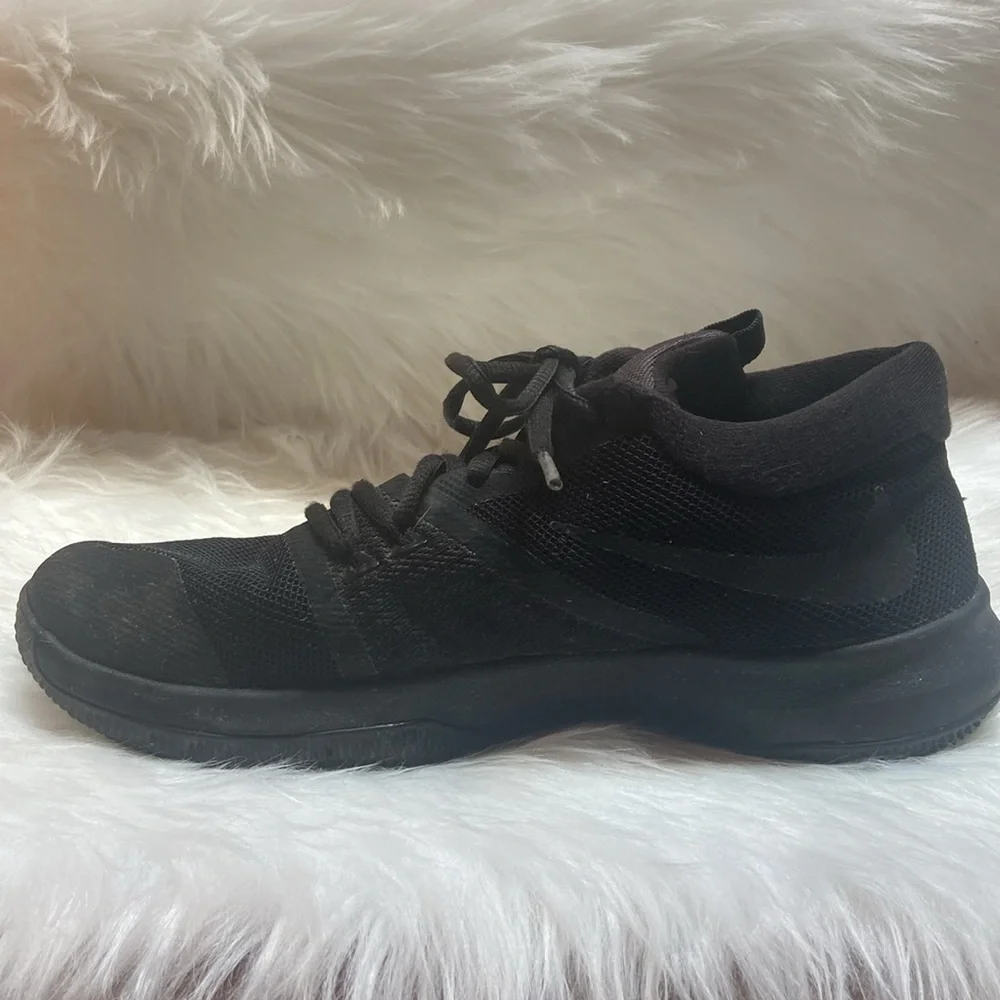 Nike Zoom‎
